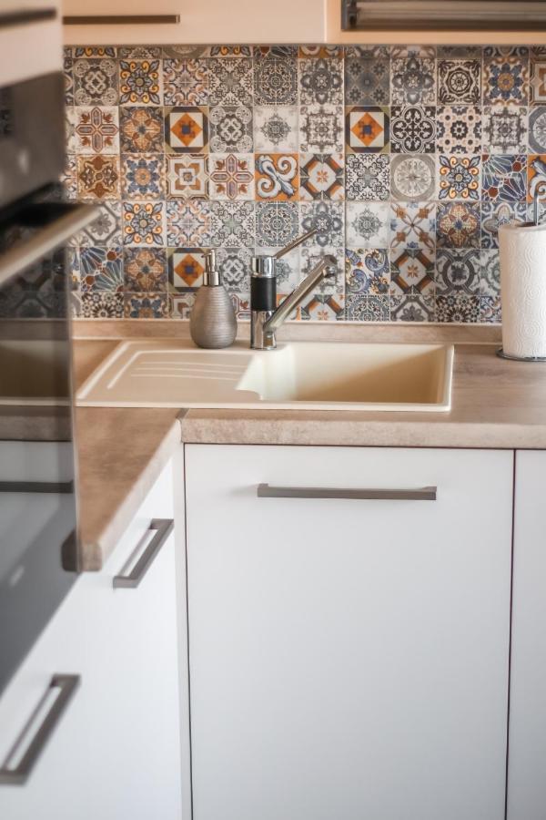 Royal House Apartment Киев Екстериор снимка